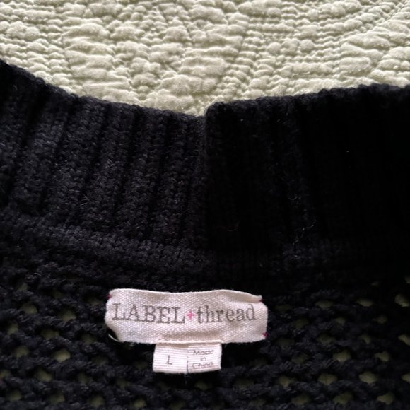 Label + Thread Brand Ladies 100% Merino Wool Cardigan Size Large - Picture 12 of 12